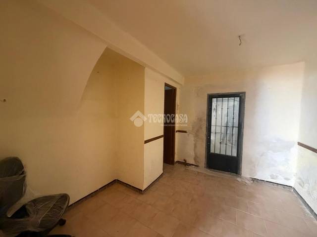 Casa adosada en Venta en Espeluy