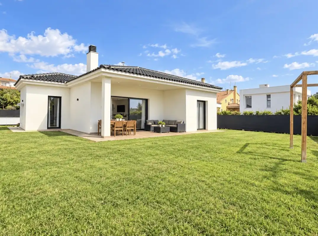 Jardín de Casa o chalet en venta en Cunit con Aire acondicionado y Terraza