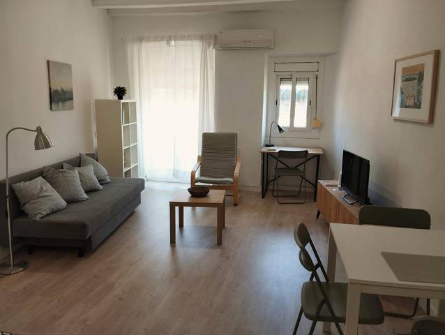 Piso en Alquiler en N/A en El Raval