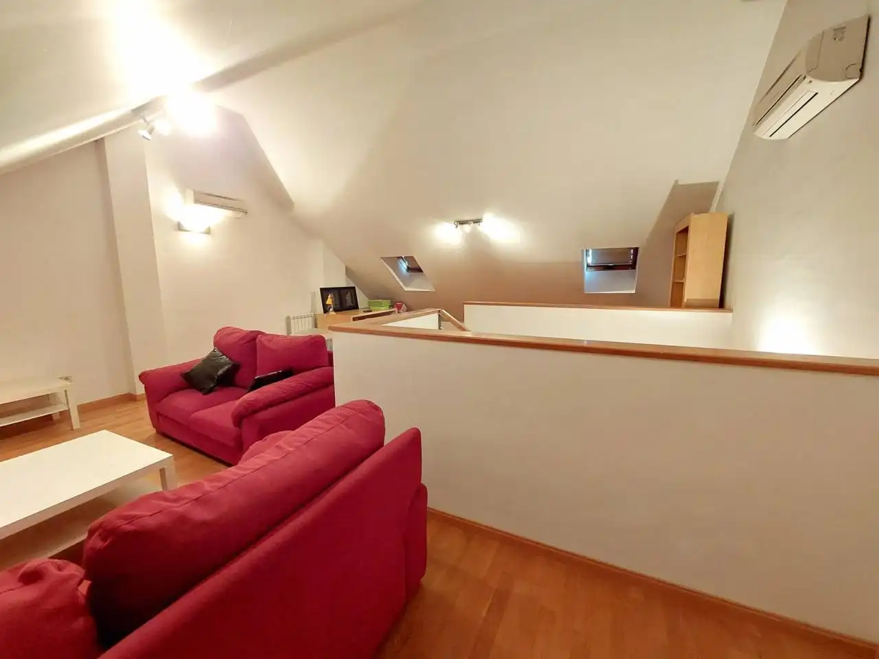 Casa adosada en venta en Fuenlabrada con Aire acondicionado, Calefacción y Piscina comunitaria
