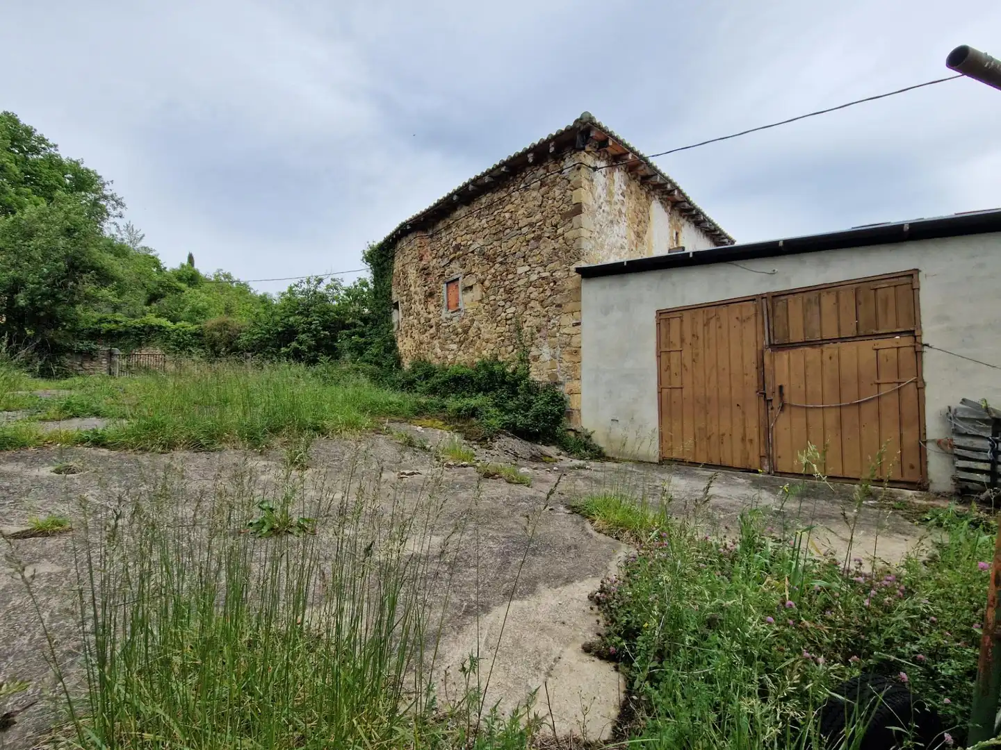 Finca rústica en venda en Valle de Mena amb Jardí privat