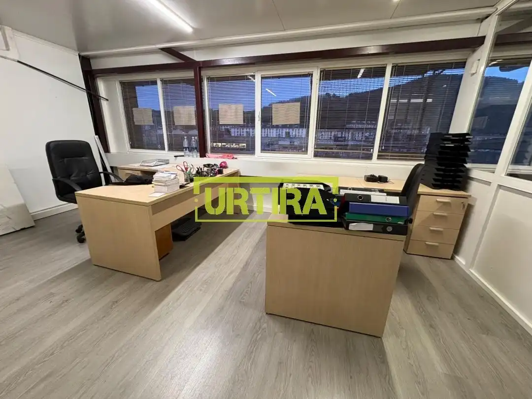 Nave industrial en venta en Donostia - San Sebastián 