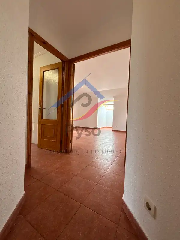Sala d'estar de Àtic en venda en Ruiloba amb Calefacció, Jardí privat i Balcó