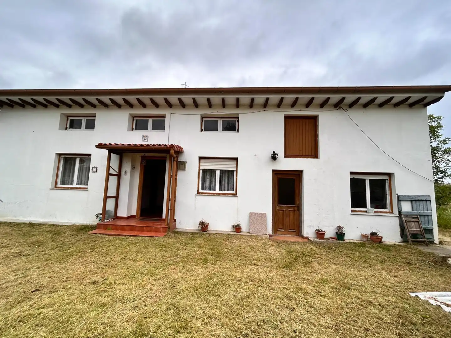 Exterior view of Houses for sale in Noja  with Private garden, Terrace and Storage room