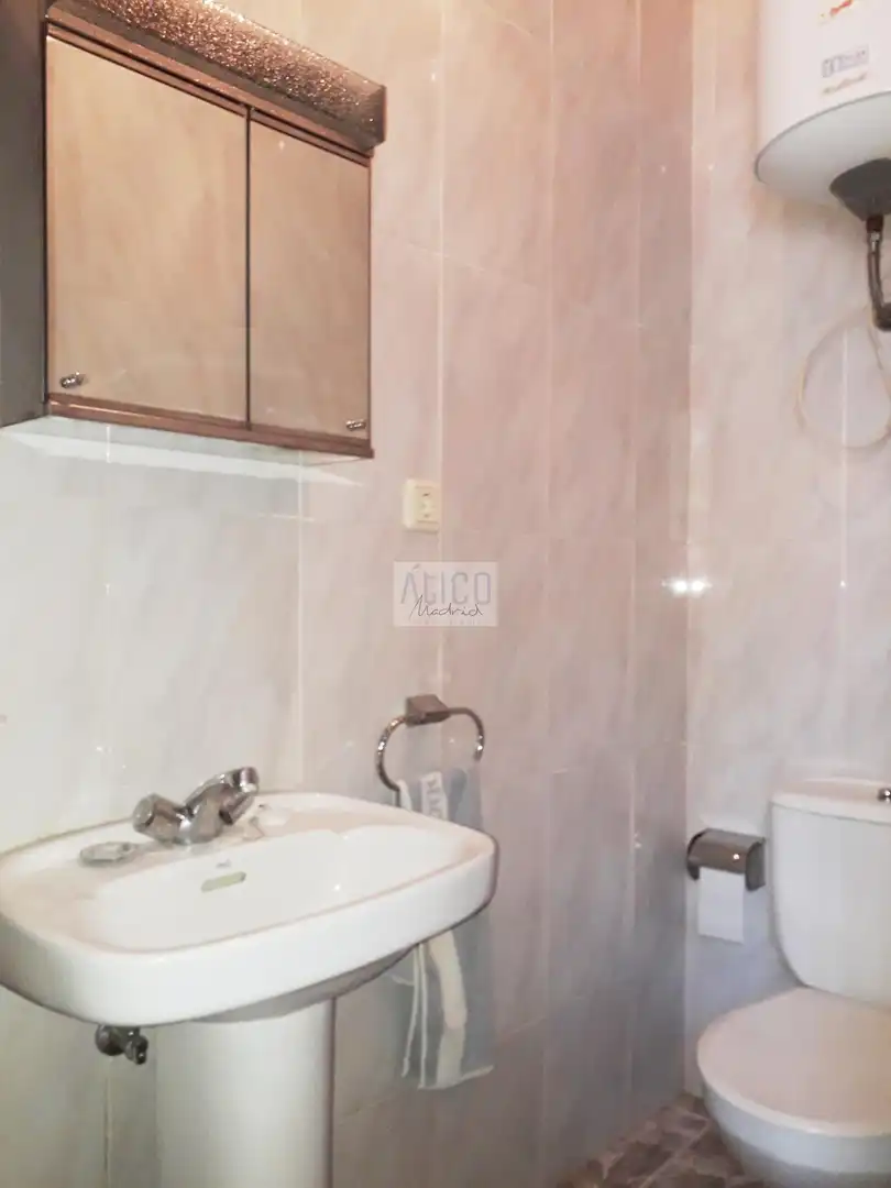 Bany de Casa o xalet en venda en Cózar amb Terrassa
