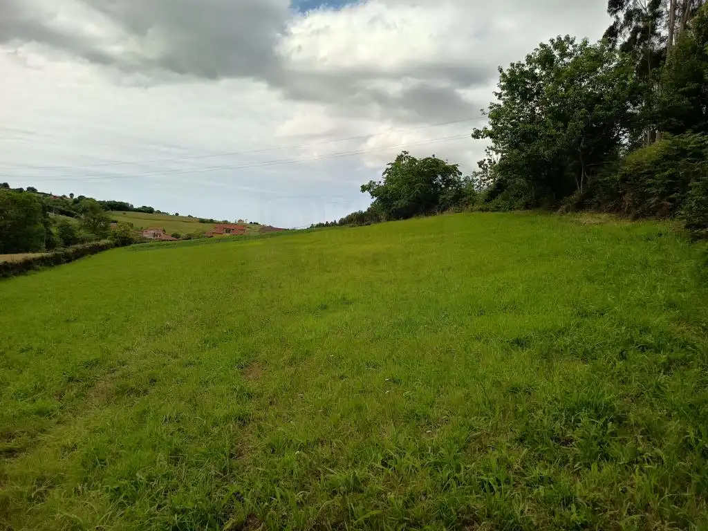 Terreny en venda en Corvera de Asturias