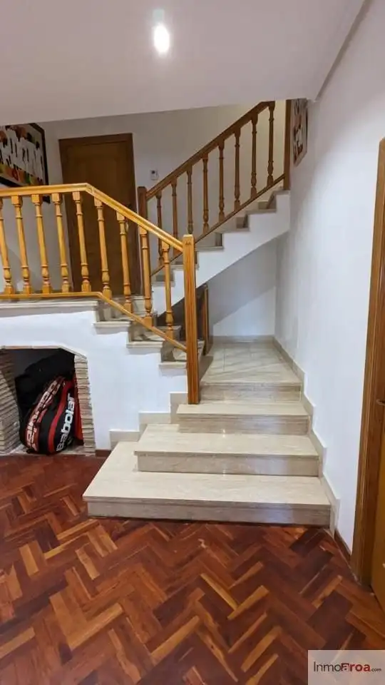 Haus oder Chalet zur Miete in Riba-roja de Túria mit Klimaanlage, Heizung und Privatgarten