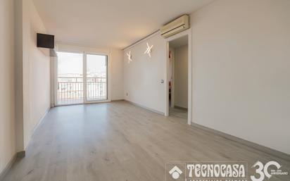 Flat for sale in Carrer Cot, Ajuntament-Maragall