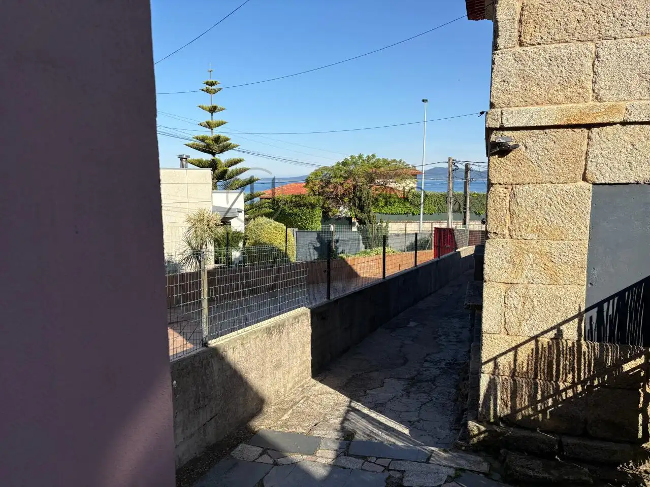 Pis en venda a Rua Combro, Coruxo - Oia - Saiáns