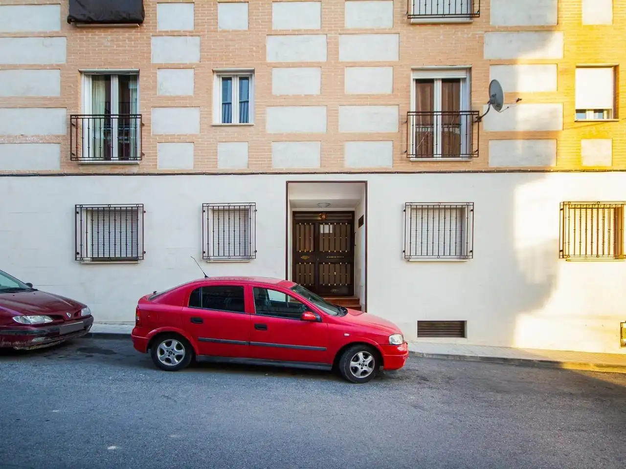 Vista exterior de Garatge en venda en Tielmes