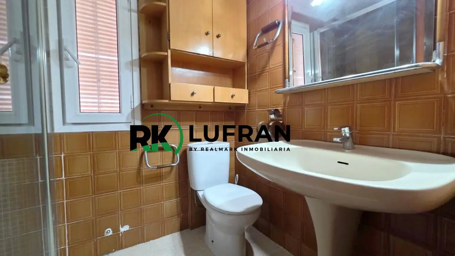Bathroom of Flat for sale in Alicante / Alacant  with Terrace, Furnished and Balcony