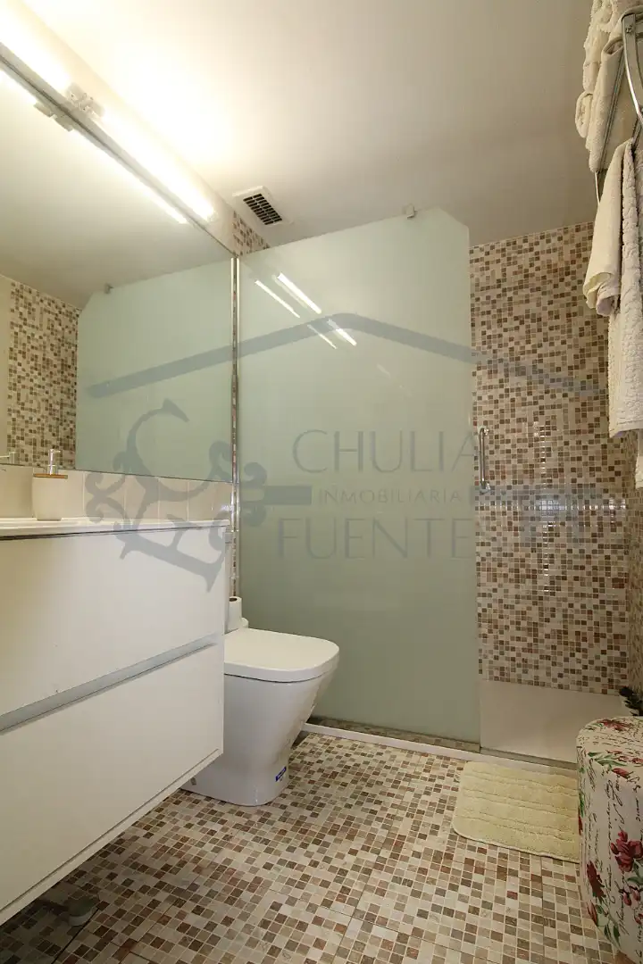 Baño de Piso en venta en Valencia con Aire acondicionado, Parquet y Horno