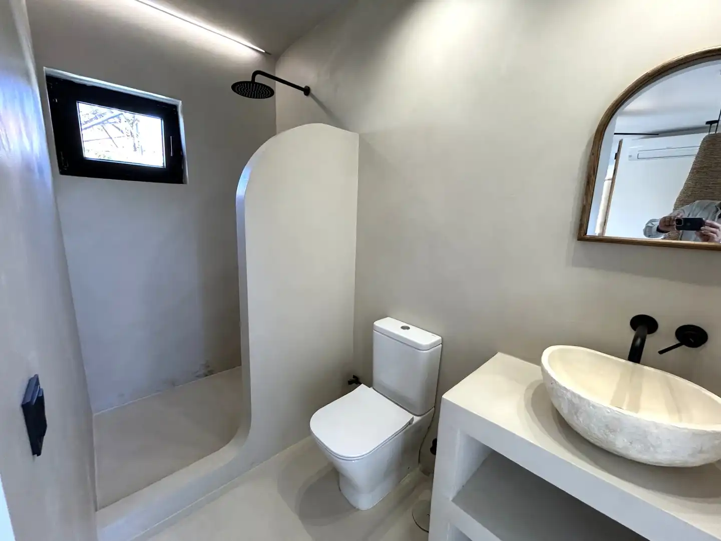 Badezimmer von Haus oder Chalet zum Verkauf in Torremolinos mit Klimaanlage, Heizung und Privatgarten