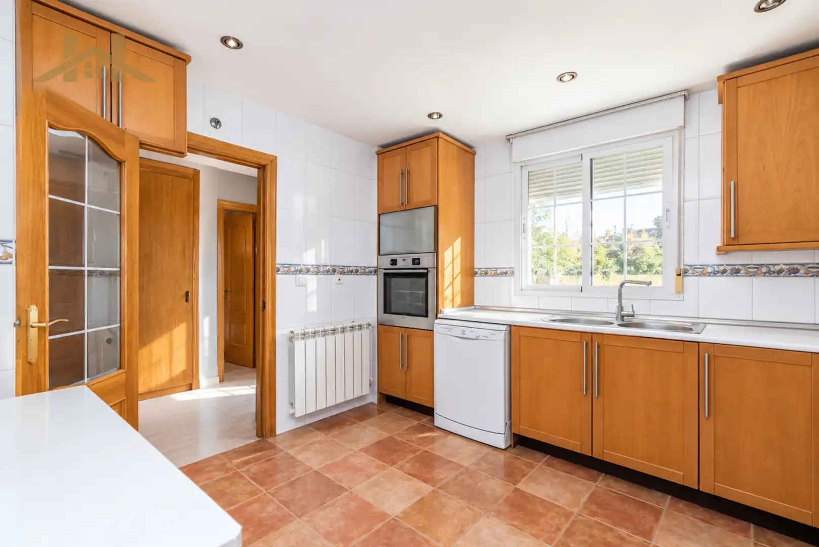 Terraced house with pool for sale in Calle Miguel de Cervantes 120, imagen 15