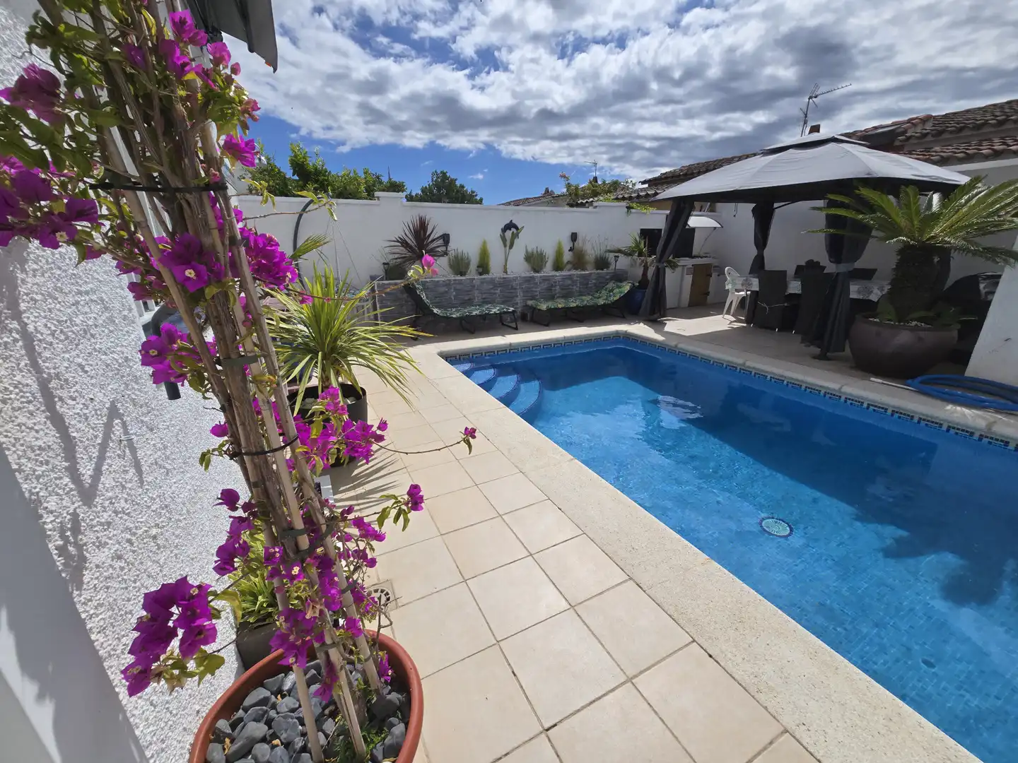 Piscina de Casa adosada en venda en Empuriabrava amb Aire condicionat, Piscina i Moblat