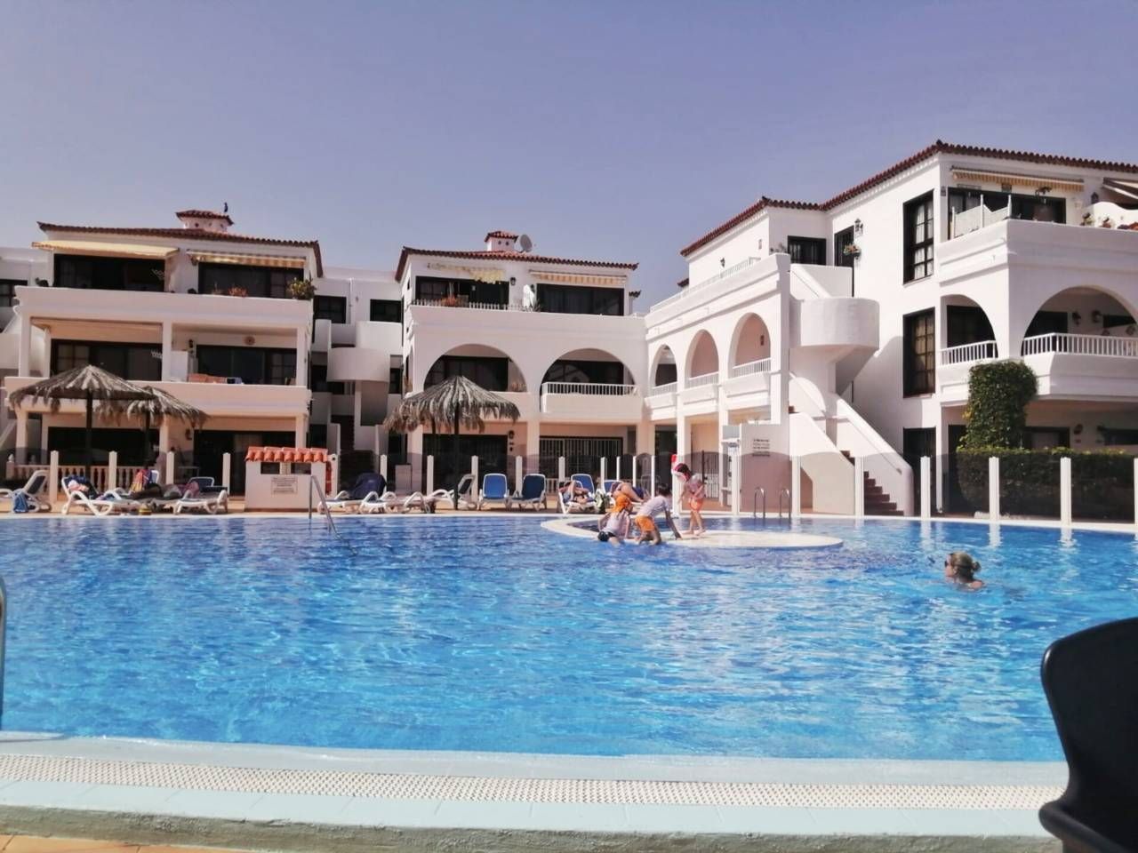 Piscina de Apartament en venda en San Miguel de Abona amb Aire condicionat, Terrassa i Moblat