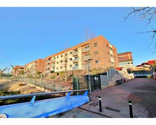 Vista exterior de Pis en venda en Polinyà amb Calefacció, Balcó i Piscina comunitària