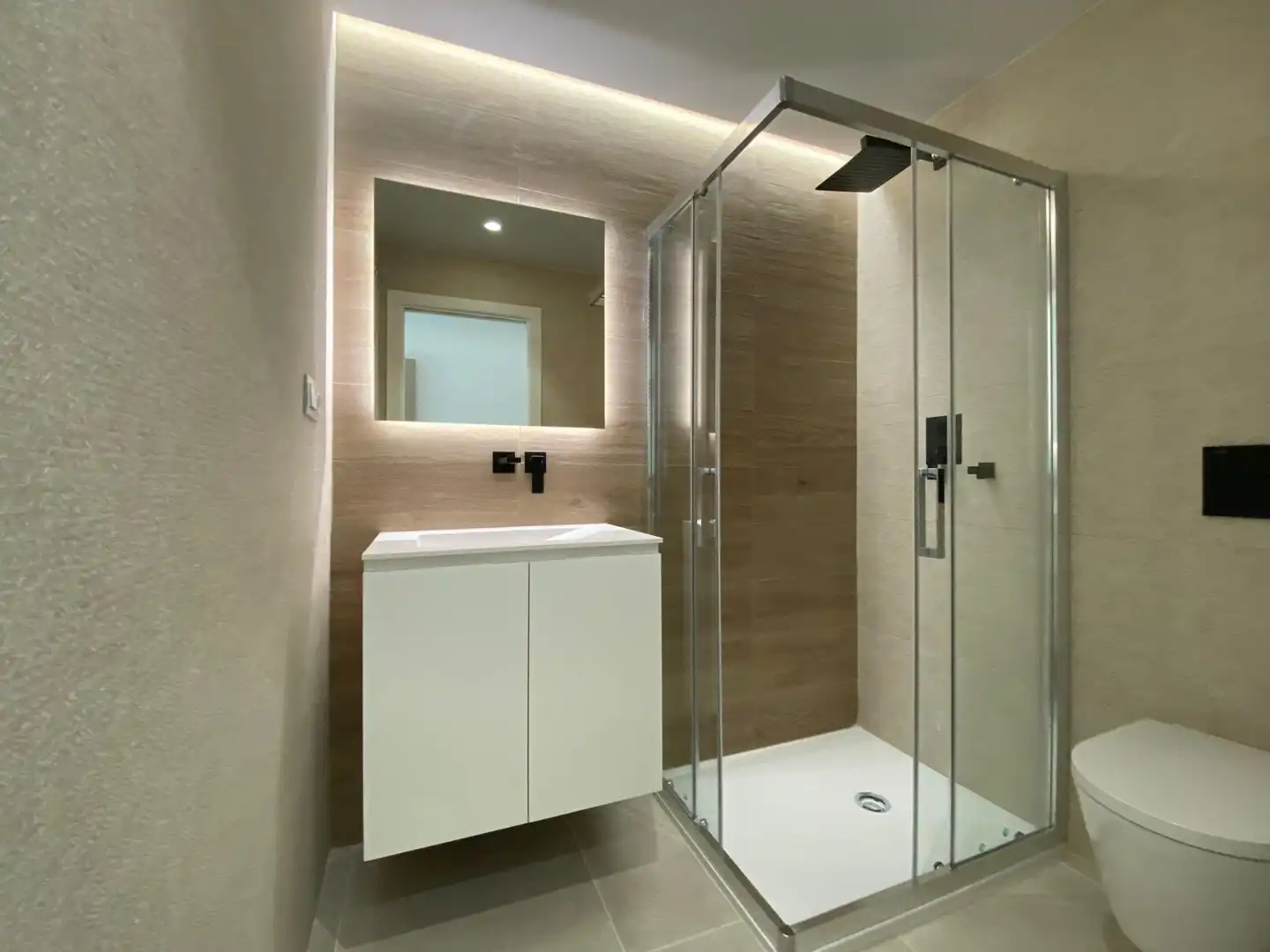 Apartamento con piscina en venta en Calle Llac Maracaibo, imagen 8