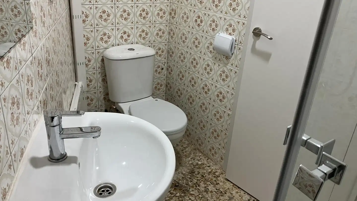 Bathroom of Ground floor for sale in Fuenlabrada