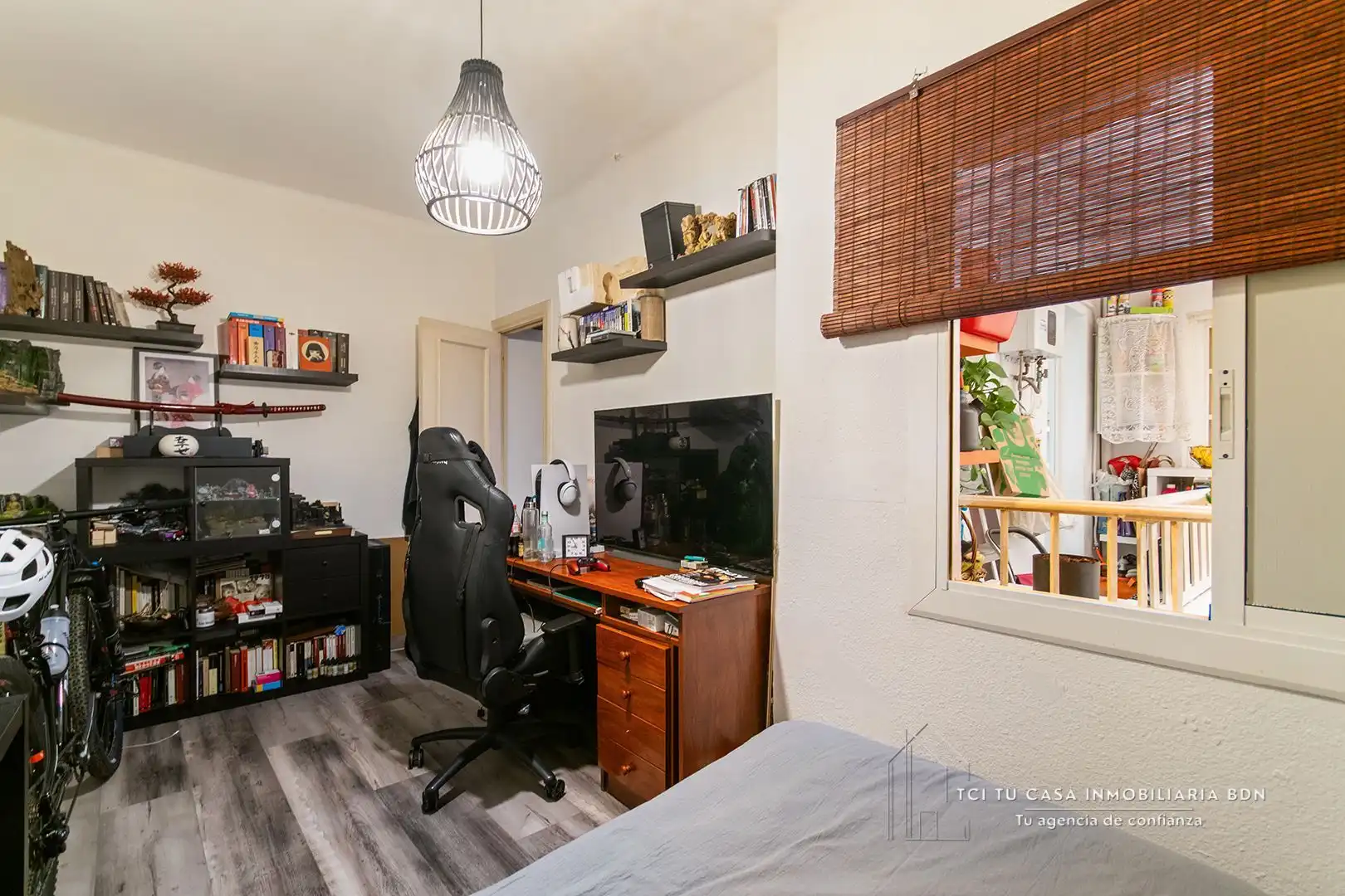 Schlafzimmer von Wohnung zum Verkauf in Badalona mit Möbliert