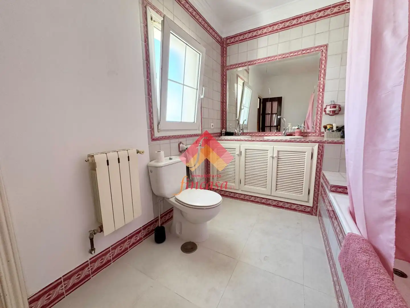 Baño de Casa o chalet en venta en Ronda con Calefacción, Jardín privado y Piscina