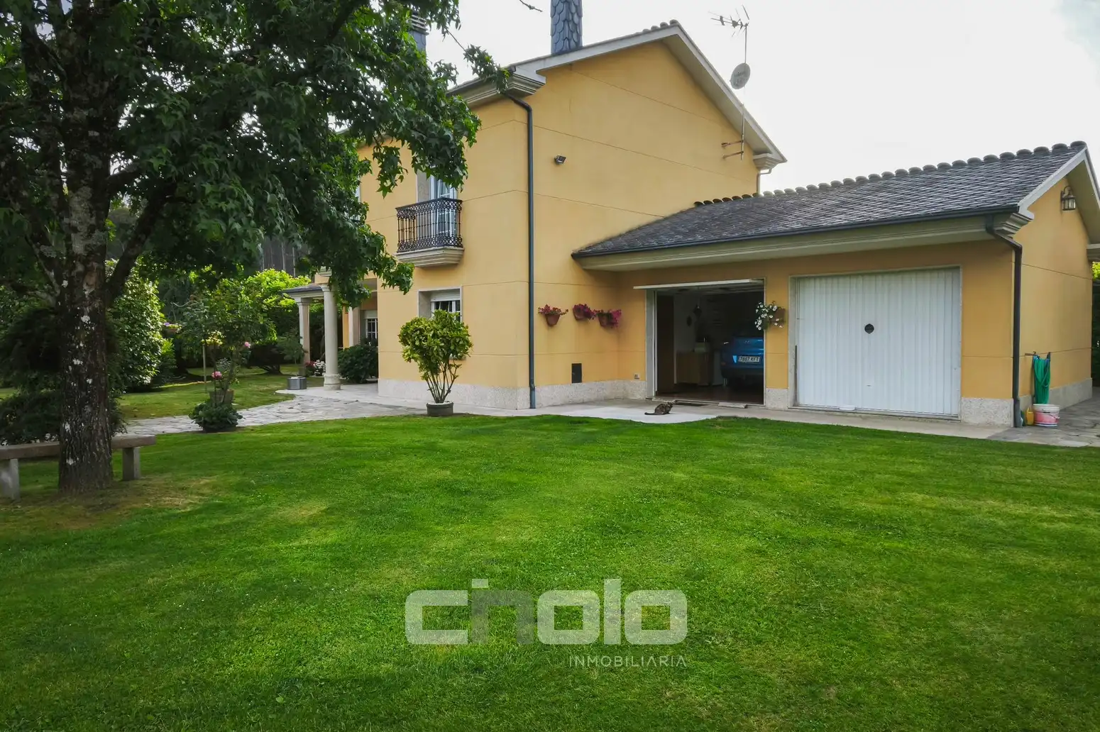 Garden of Houses for sale in Begonte  with Heating, Parquet flooring and Storage room