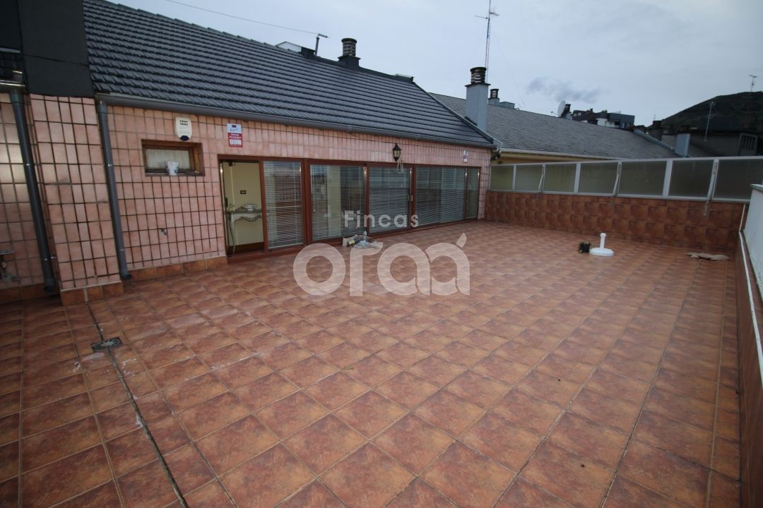 Terraza de Dúplex en venta en Santurtzi  con Calefacción, Terraza y Alarma