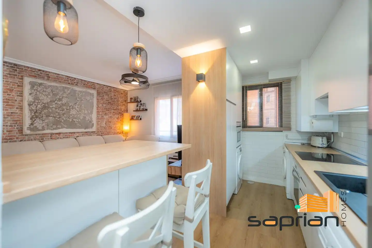 Cocina de Piso en venta en Alcalá de Henares con Aire acondicionado, Calefacción y Jardín privado