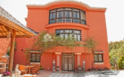 Exterior view of House or chalet for sale in Mijas  with Private garden and Swimming Pool
