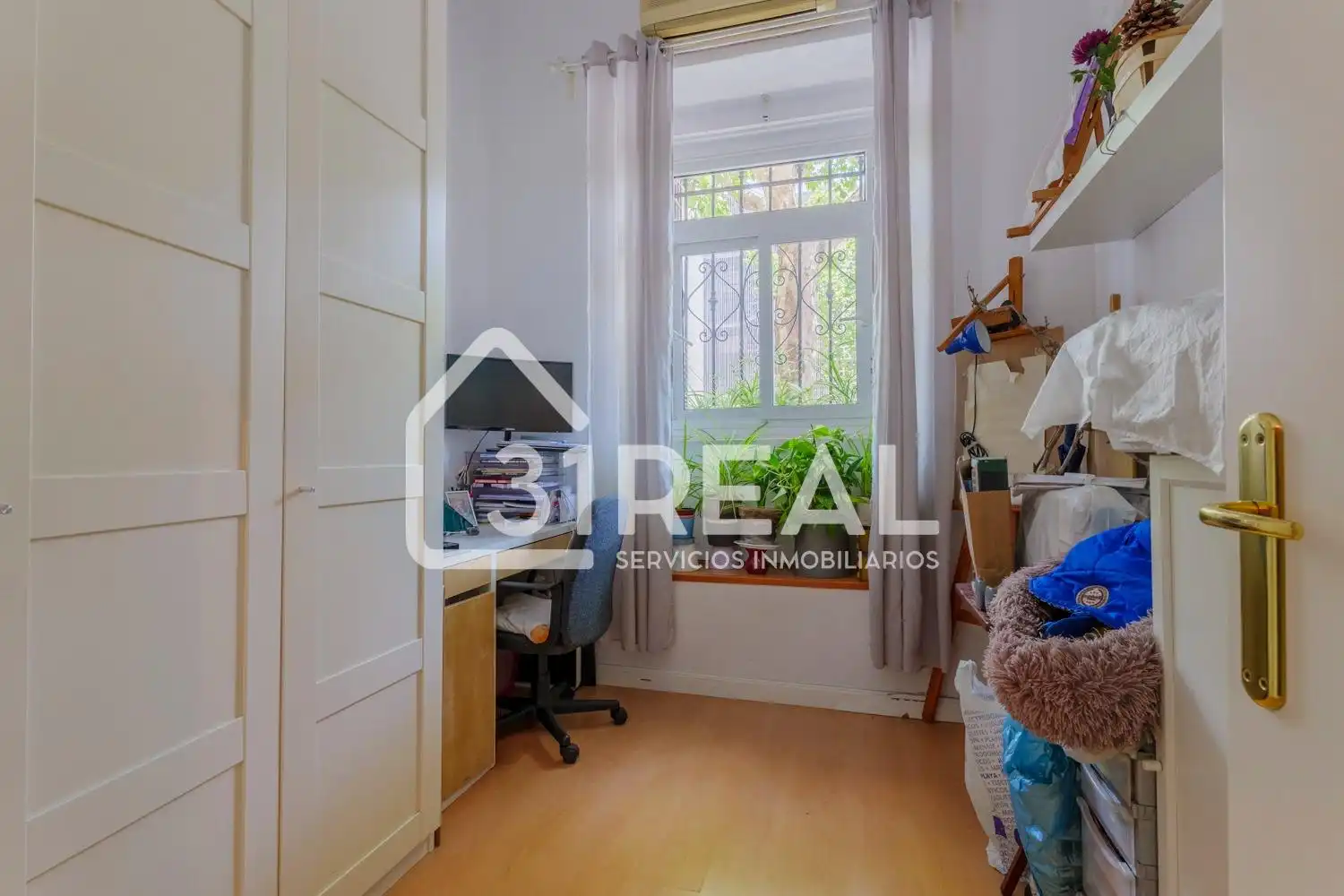 Habitación de Piso en venta en Madrid con Aire acondicionado y Calefacción
