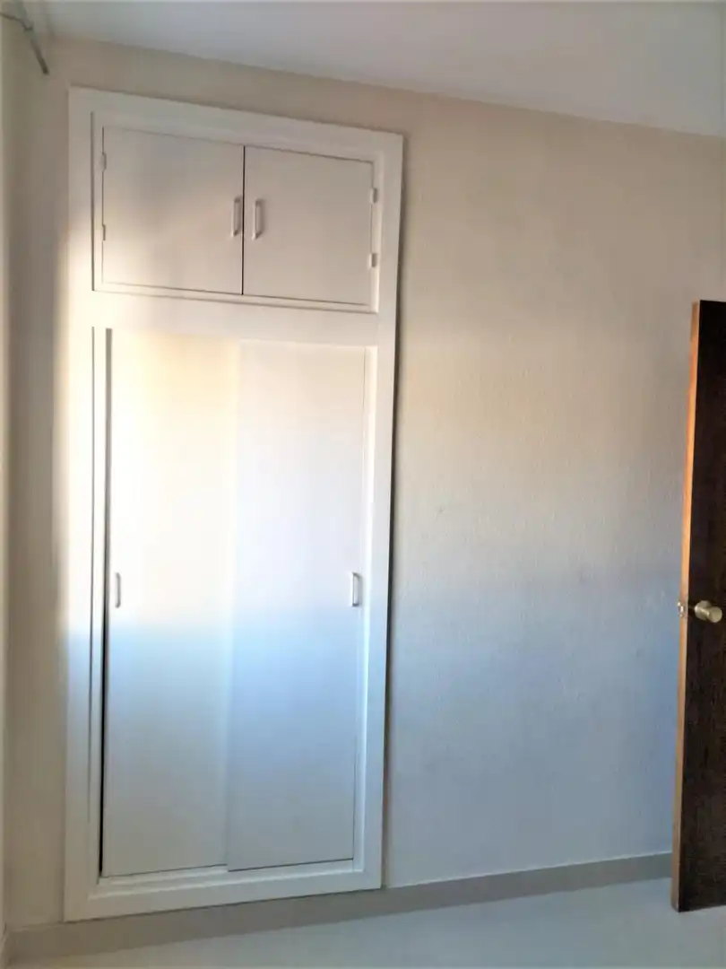 Habitación de Piso de alquiler en Sevilla con Aire acondicionado y Amueblado