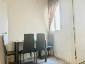 Bedroom of Flat for sale in  Madrid Capital  with Heating, Parquet flooring and Furnished