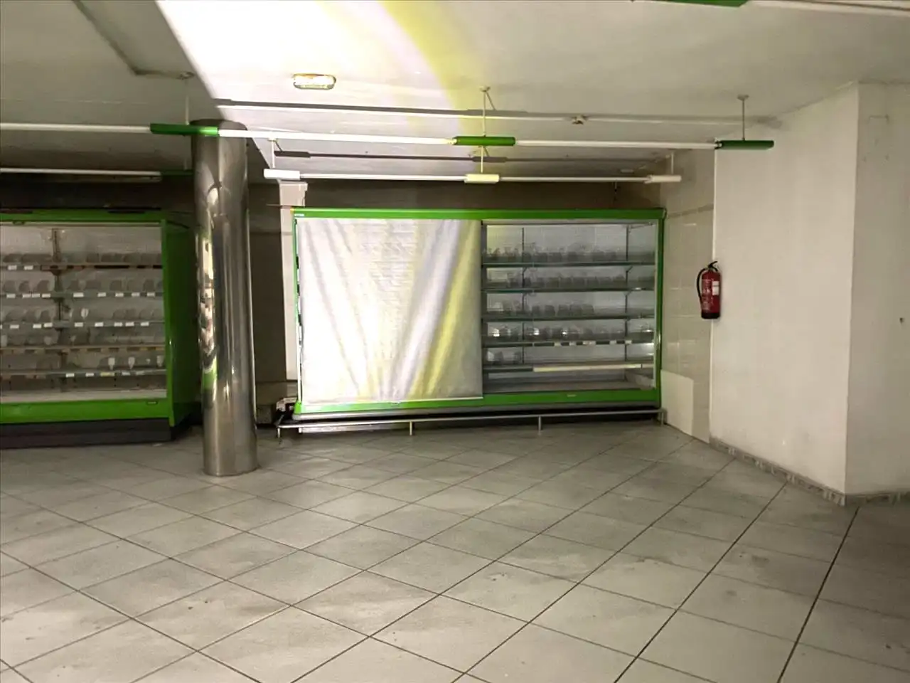 Business premises for sale in Carrer de l'Alcalde Armengou, imagen 12