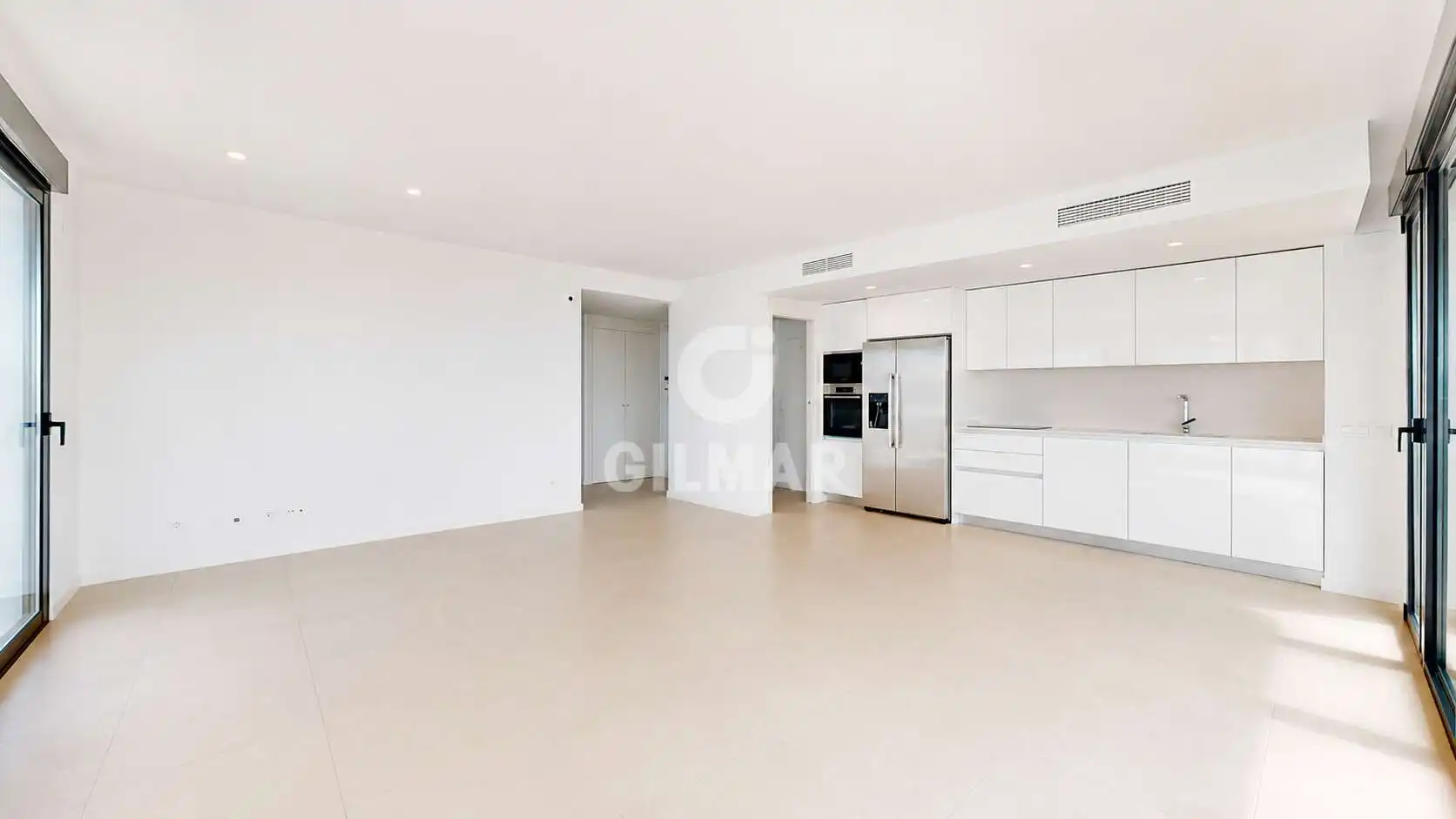 Vista exterior de Piso en venta en Torremolinos con Calefacción, Jardín privado y Trastero