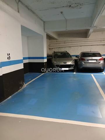 Garaje en Venta en Calle Calle Telésforo Aranzadi en Alhóndiga