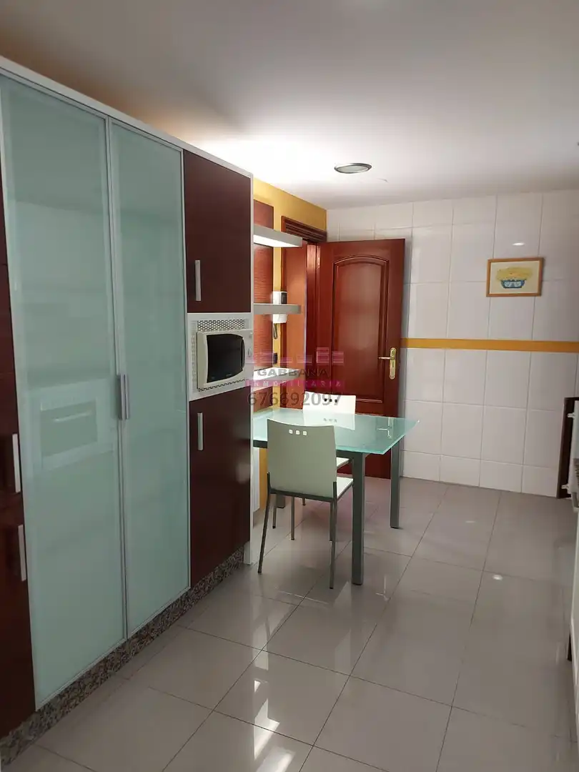 Piso de alquiler en Vigo , Pontevedra