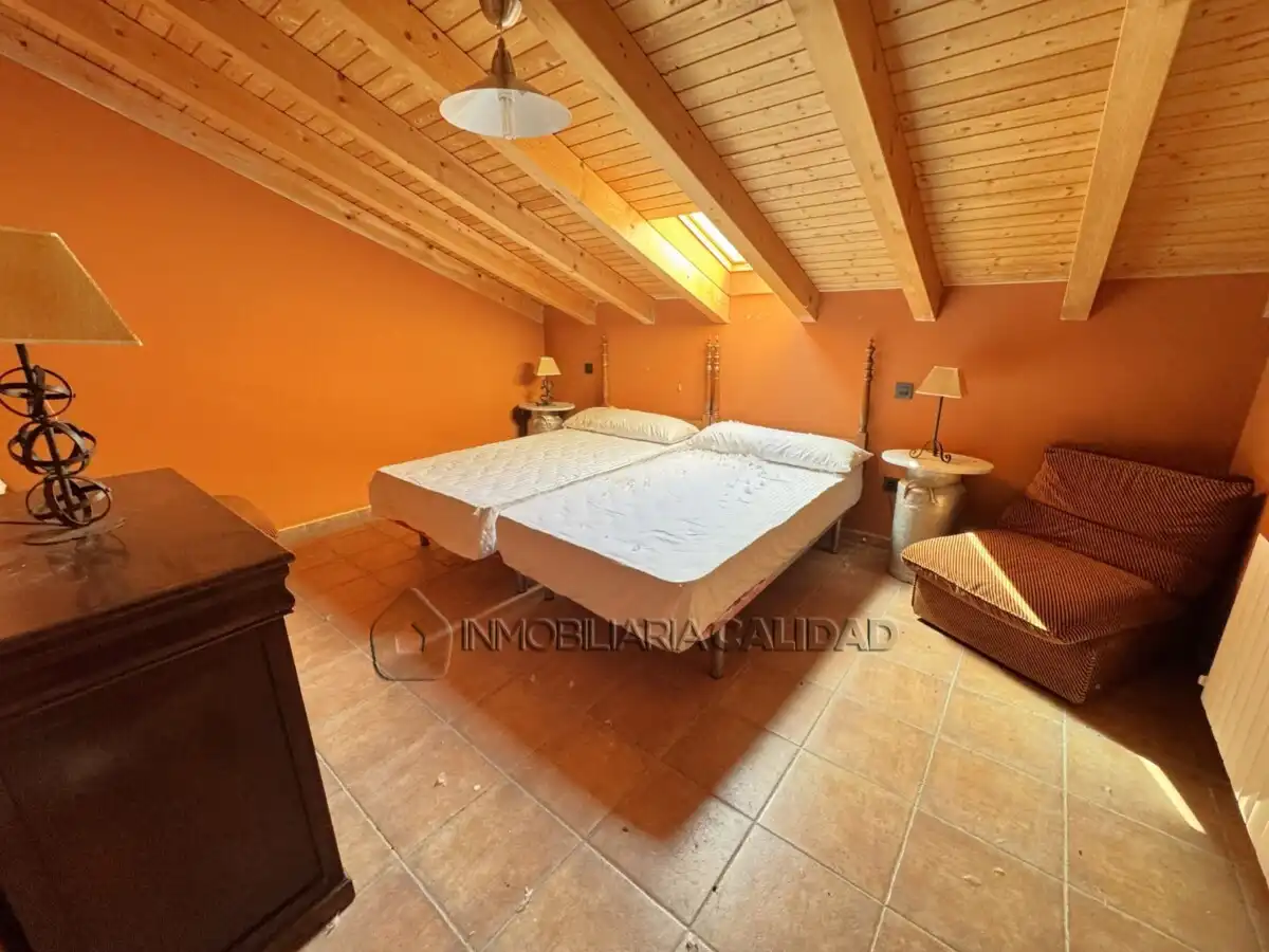 Habitación de Casa o chalet en venta en Burgos con Calefacción