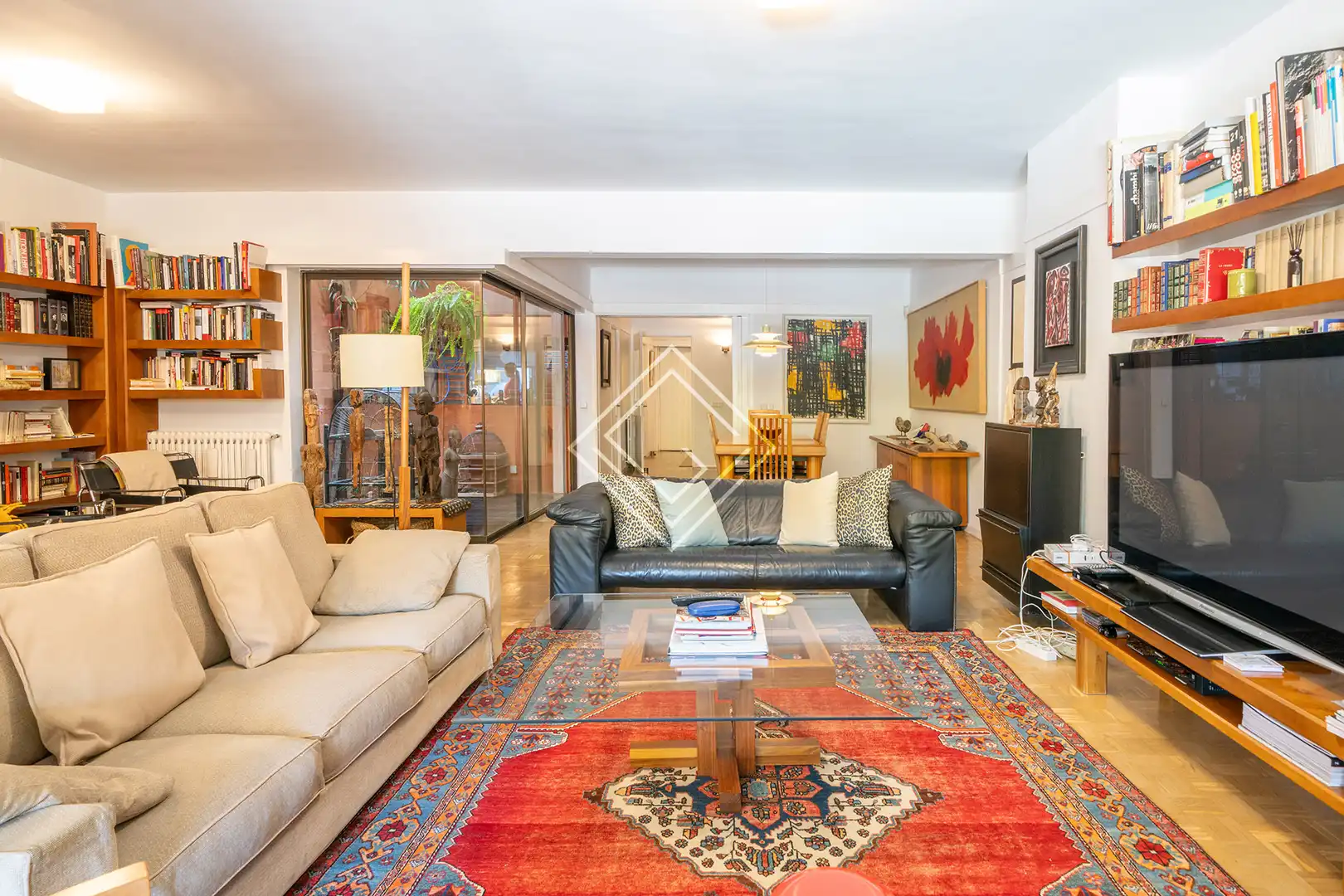Sala de estar de Casa adosada en venta en Madrid con Aire acondicionado, Calefacción y Jardín privado