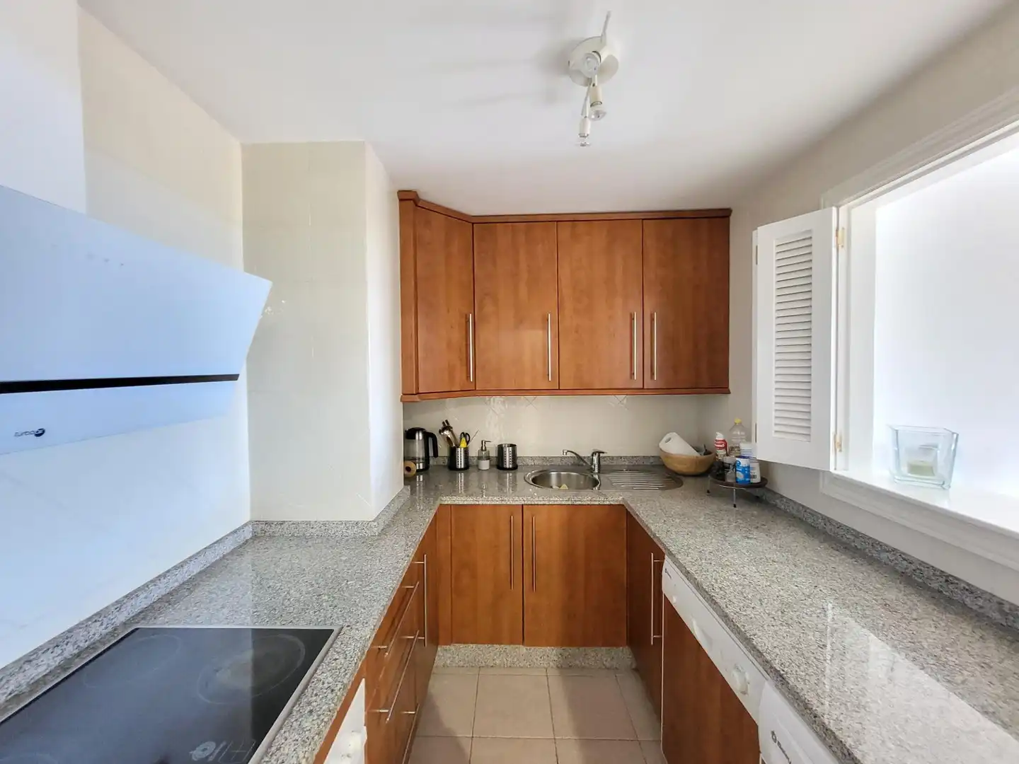Apartment with pool to rent in Elviria - Cabopino, imagen 5
