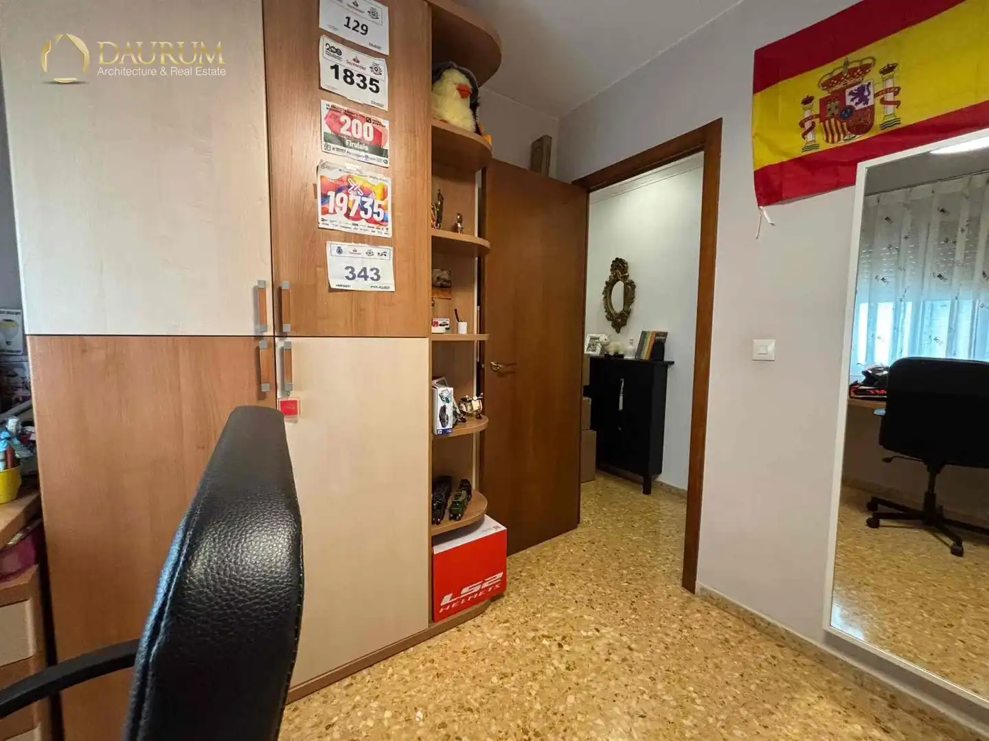 Habitación de Piso en venta en Paterna con Aire acondicionado, Trastero y Amueblado
