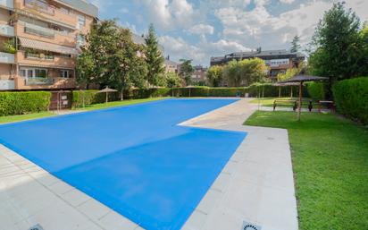 Swimming pool of Flat for sale in Majadahonda  with Terrace