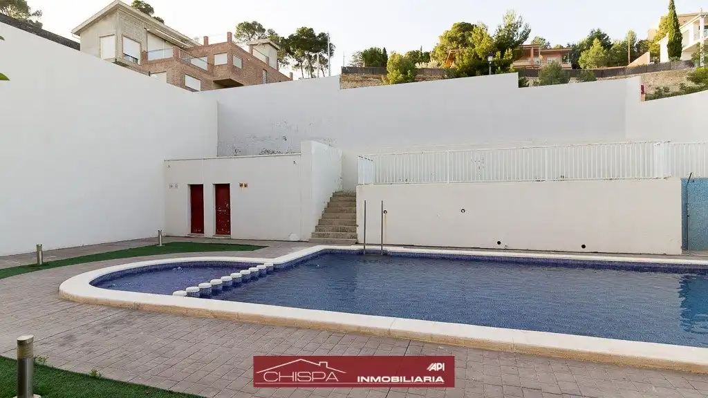 Piscina de Piso de alquiler en Náquera con Piscina comunitaria
