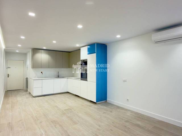 Piso en Alquiler en Calle Edgar Neville en Cuatro Caminos - Azca