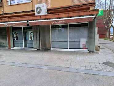 Locale commerciale in vendita a Montornès del Vallès