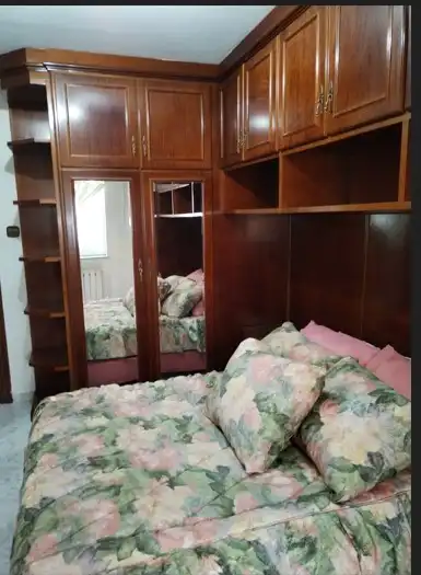 Habitación de Piso en venta en Gijón  con Calefacción, Jardín privado y Amueblado