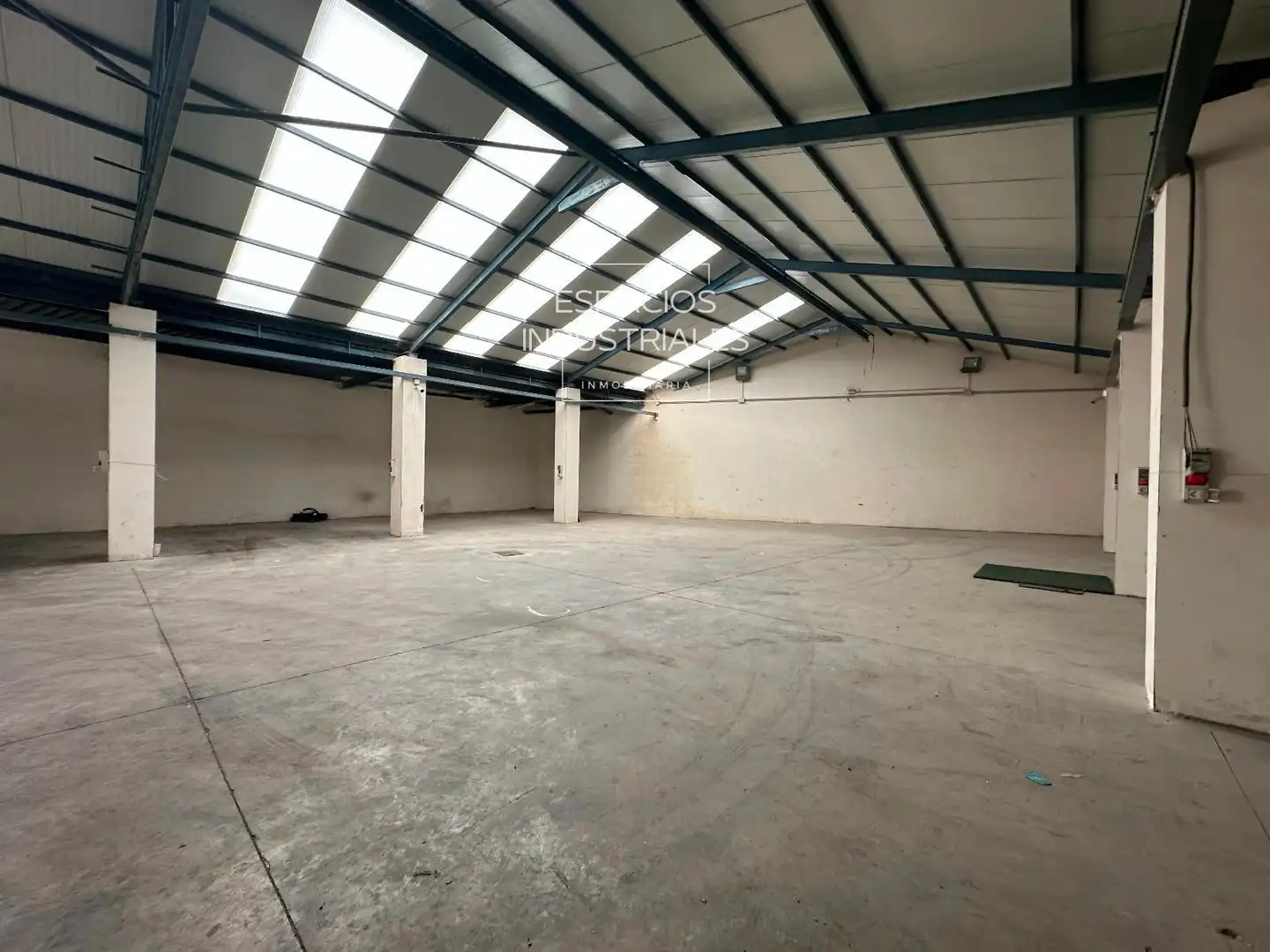 Nau industrial en venda en Villarejo de Salvanés