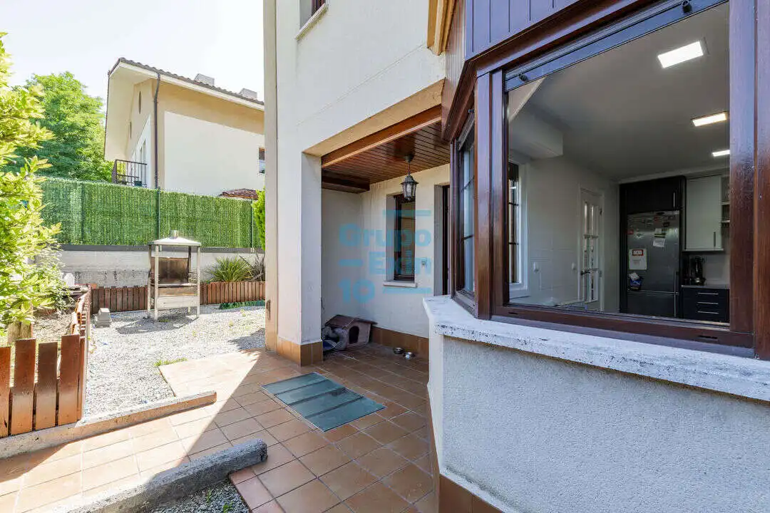 Terrace of Detached homes for sale in Irun   with Heating