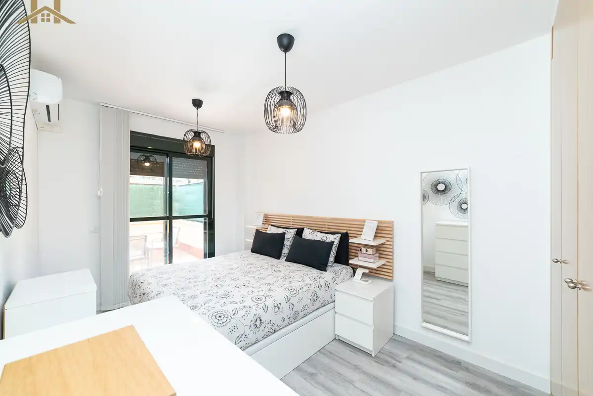 Habitación de Planta baja en venta en Navalcarnero con Aire acondicionado, Calefacción y Jardín privado