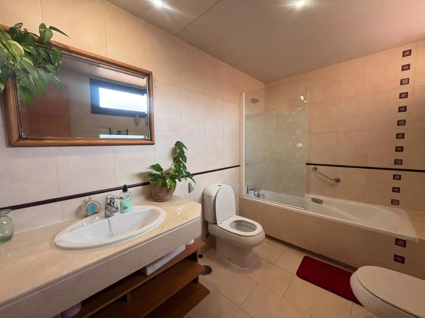 Baño de Casa adosada en venta en Yebes con Calefacción, Balcón y Piscina comunitaria