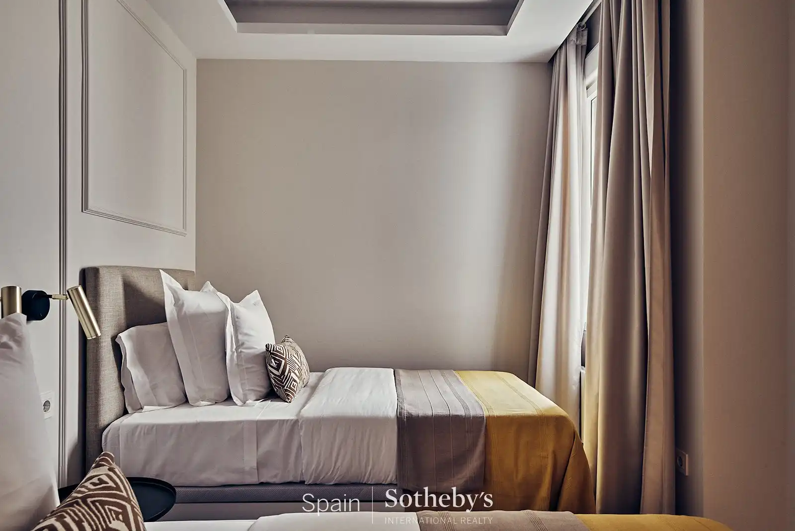 Dormitori de Apartament en venda en Madrid amb Aire condicionat